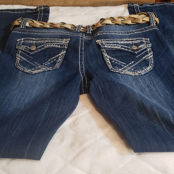 Ladies - Picture 2 of 2